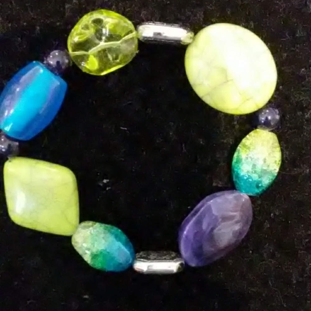 Beaded bracelet
